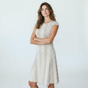 BLACK Saks Fifth Ave Tiger Chevron Print Dress with Cap Sleeve